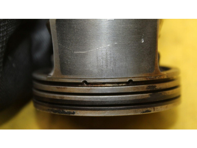 Píst Seat Ibiza IV (6J,6P)