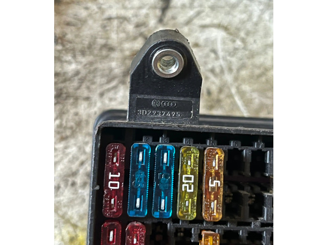 Блок предохранителей 3D2937495 Volkswagen Phaeton