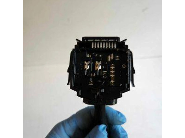 Ручка стеклоочистителей 17E018 Mitsubishi Colt