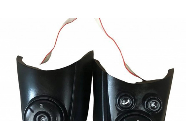 Кнопки рулевого колеса