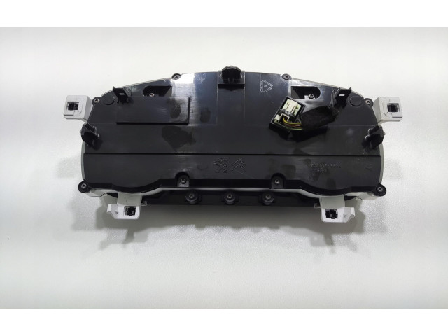 Přístrojová deska  Citroen Berlingo 2021 9831101680  