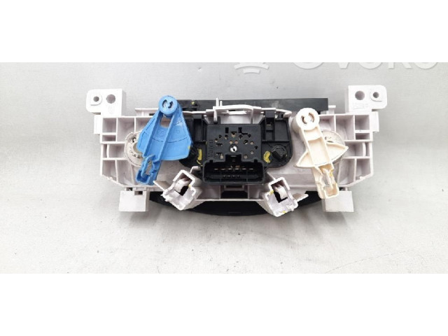 Блок управления климат-контролем 6001551800   Dacia Sandero