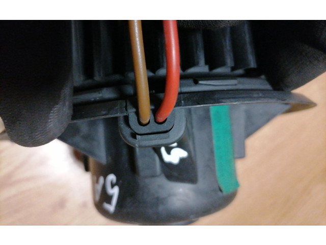 Вентилятор печки    3137020021, 1H1819021   Volkswagen Golf III