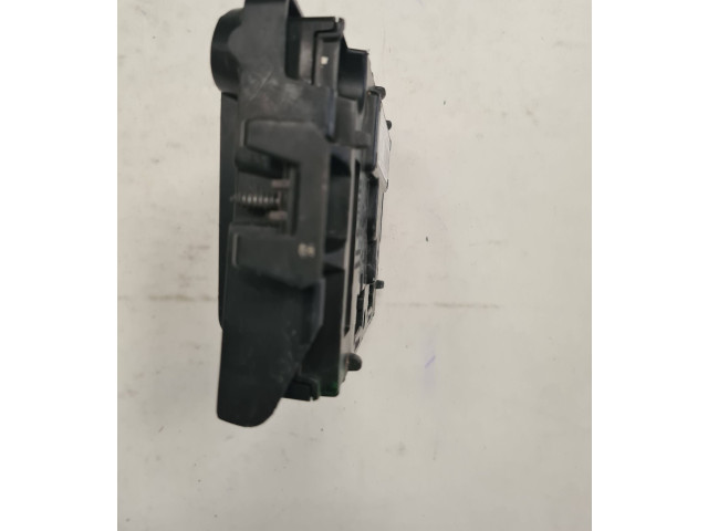 Блок управления 284B17561R, A2C53430128   Dacia Lodgy