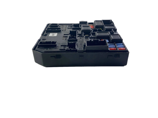 Блок предохранителей 284B75NA0B Nissan Rogue