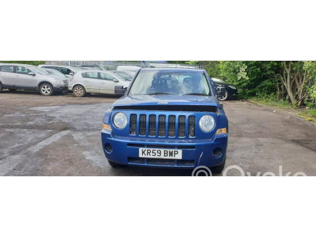 Блок предохранителей P68028007AD   Jeep Patriot    