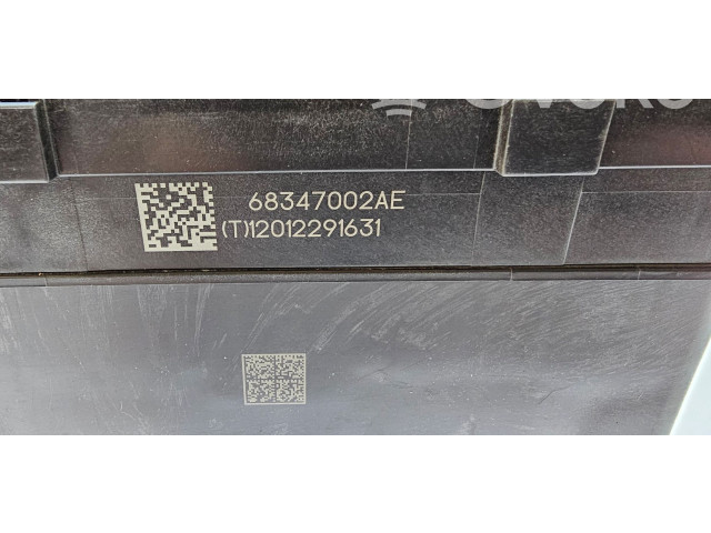 Блок предохранителей  68347002AE   Jeep Grand Cherokee WL    