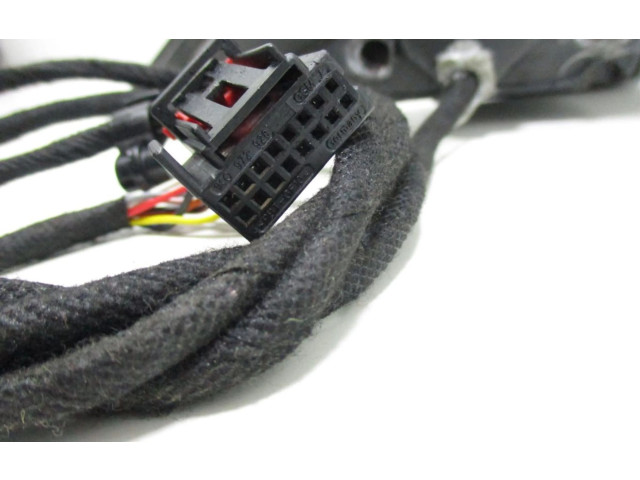 Зеркало электрическое Skoda Yeti (5L) 2009 - 2017 года