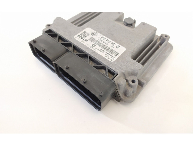 Řídící jednotka 03G906021CG, 0281012746   Volkswagen Caddy 2006