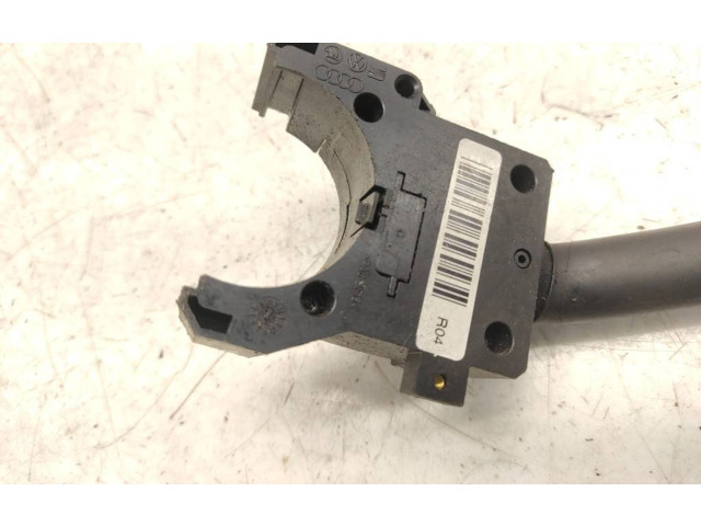 Ручка стеклоочистителей 4B0953503H   Volkswagen Golf IV