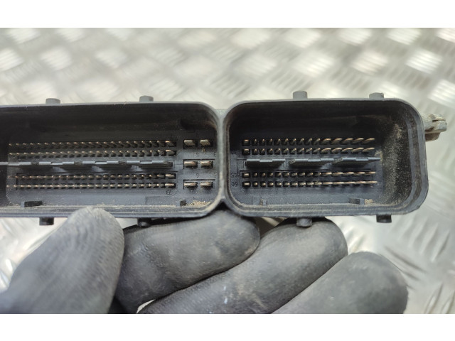 Блок управления двигателя 03L906023NG, 03L906023LK Skoda Fabia Mk2 (5J)