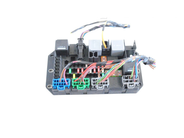 Блок предохранителей EW9314N030AA Jaguar XJ X351