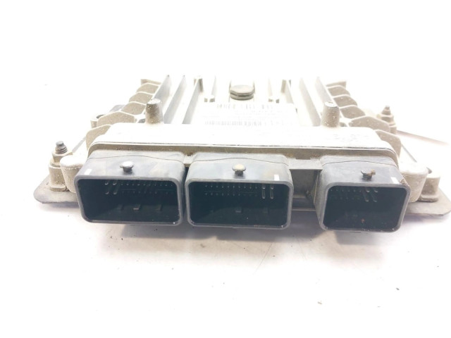 Блок управления двигателем ECU 9663548180 Peugeot 307 CC