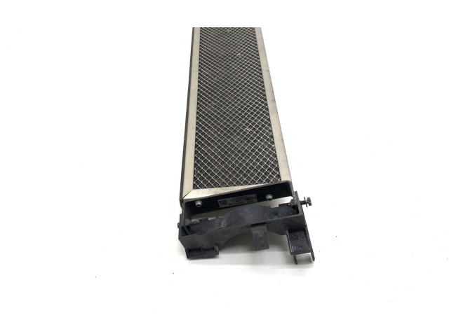 Интеркулер HX7317F791AB Jaguar XE