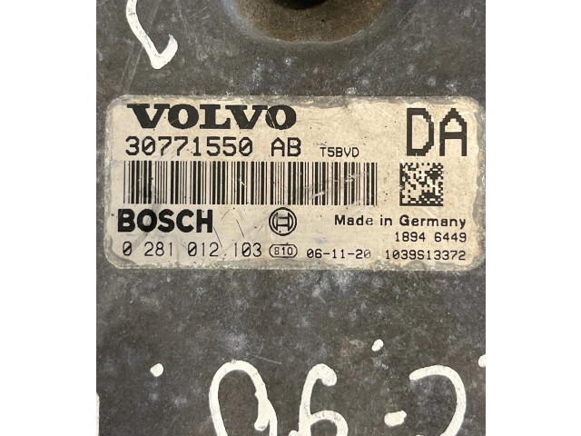 Блок управления двигателя 30771550, 1039S13372   Volvo XC90