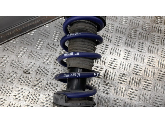 Передний амортизатор