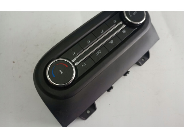 Блок управления климат-контролем    Peugeot Partner III