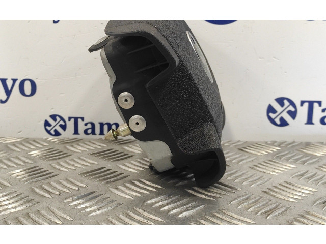 Подушка безопасности водителя 122421200 Skoda Fabia Mk1 (6Y)