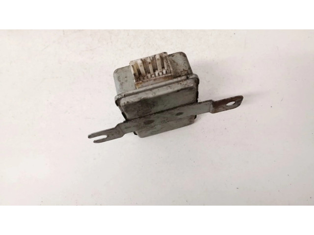 Блок управления mr372872   Mitsubishi Montero