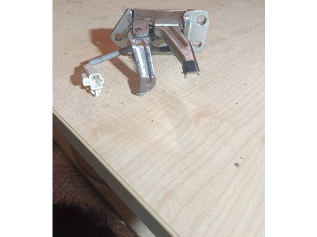 Замок багажника     Daihatsu Materia  -  года