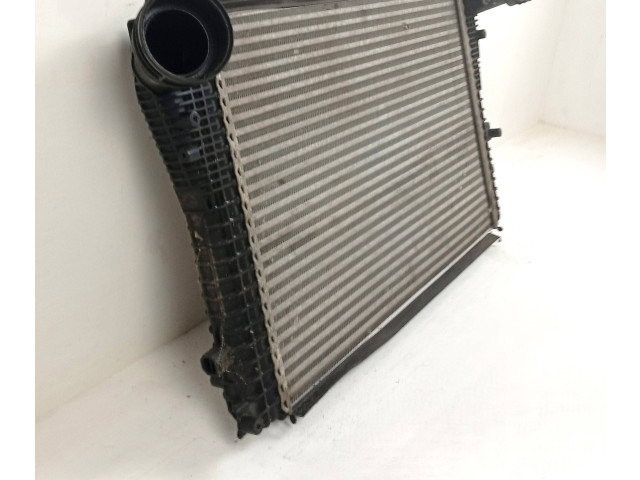 Интеркулер  8ML376746, 8ML376746121   Volkswagen Caddy 