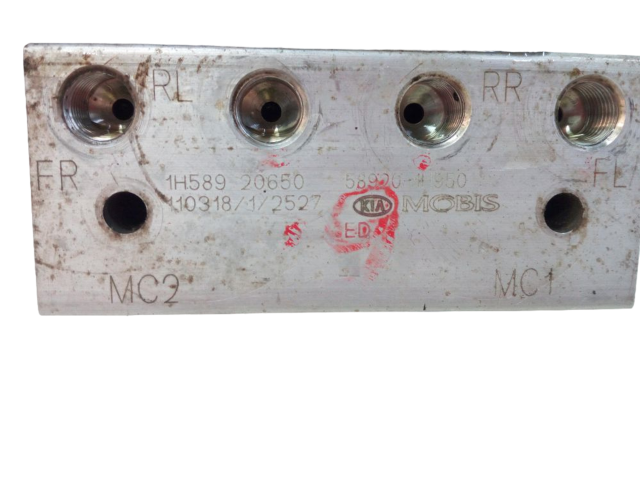 Блок АБС D4FB   KIA  Ceed  2006 - 2012 года