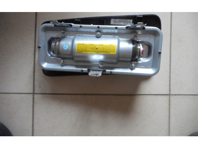 Подушка безопасности пассажира    Citroen Nemo