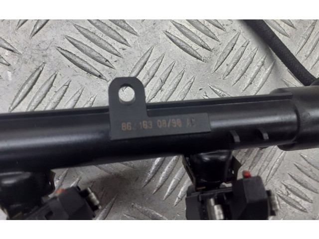 Топливная рампа 030133319L   Volkswagen Polo III 6N 6N2 6NF  