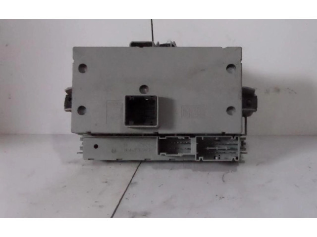 Блок предохранителей 51818463   Fiat Idea    