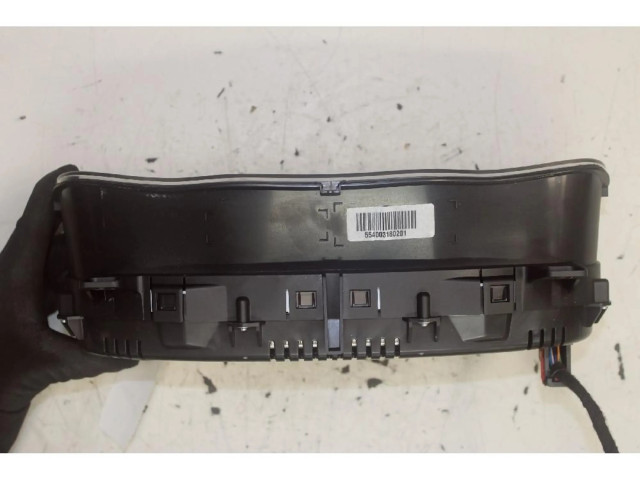 Панель приборов    Jeep Renegade       