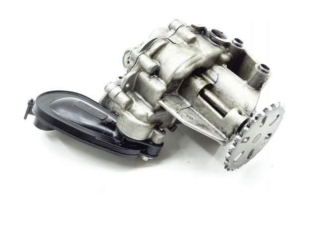 Масляный насос   150001650R  Renault Trafic III (X82) 