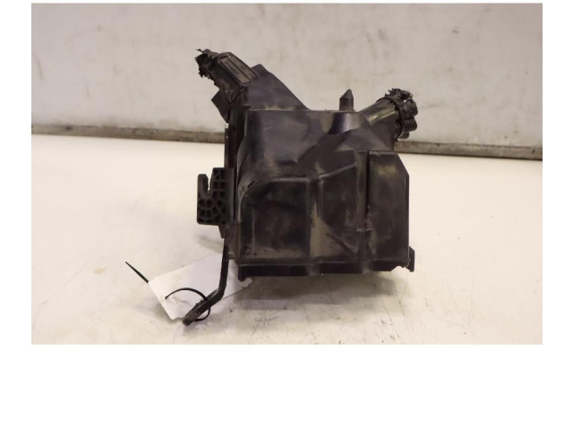 Блок предохранителей EV1T14K012LDD Ford B-MAX