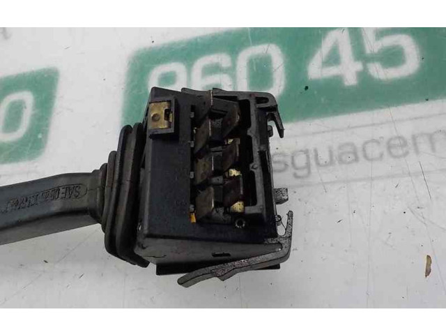 Ручка поворотов/ фонарей    Volvo 460