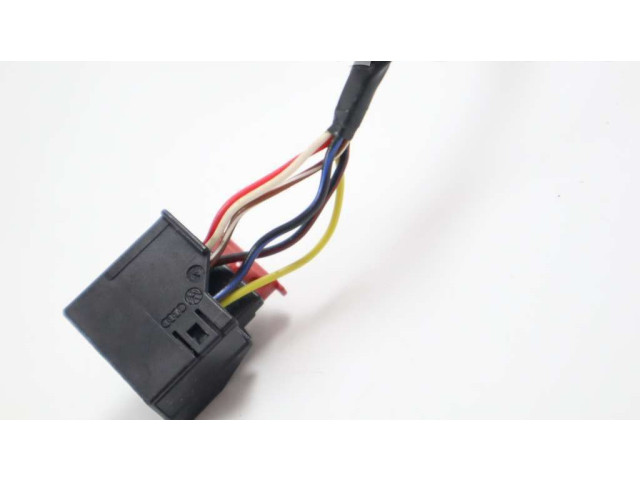 Зеркало электрическое Audi Q3 8U 2011 - 2016 года