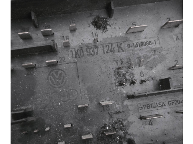 Блок предохранителей 1K0937124K, 014189861   Audi A3 S3 8P    