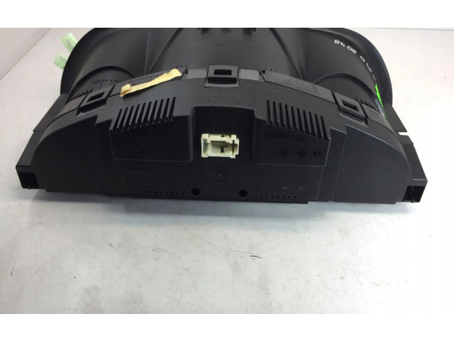 Přístrojová deska Mercedes-Benz C W203 2004 A2035402048