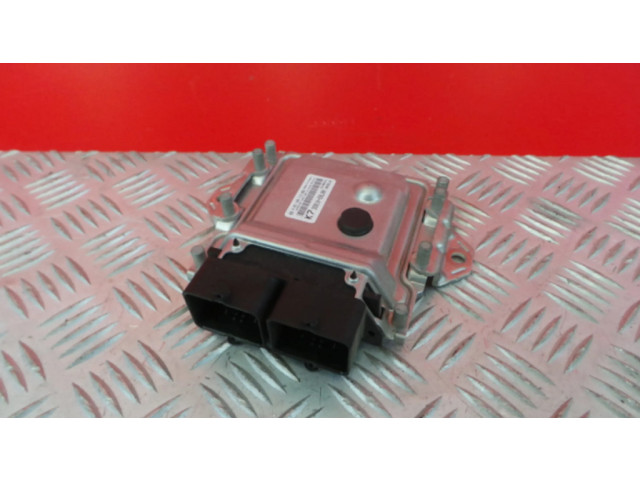Блок управления двигателя 33910-69L00 Suzuki Swift