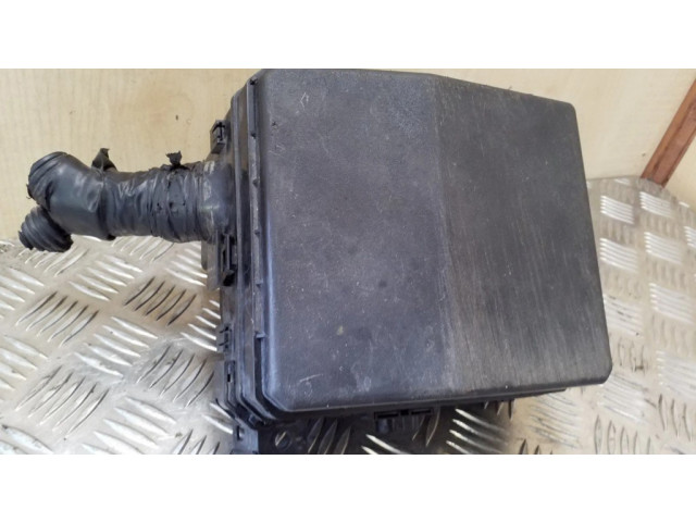 Блок предохранителей PR07400000, PR06102000 Mitsubishi Outlander