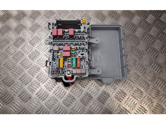 Pojistková skříňka 45135912 Alfa Romeo Stelvio 2019