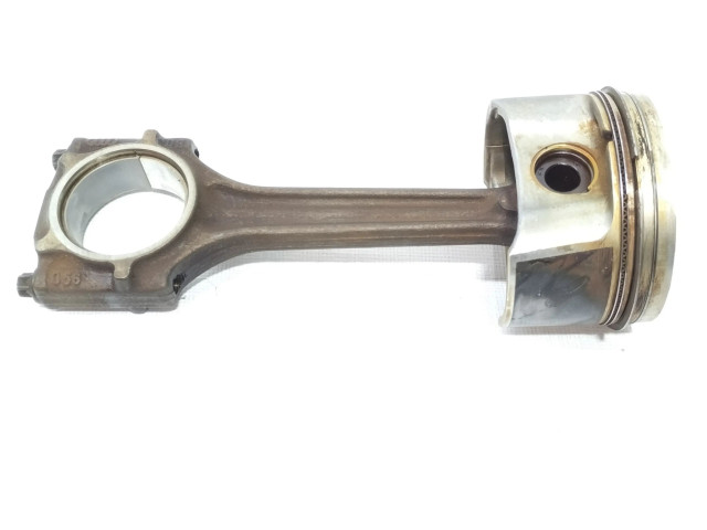  Поршень BGU   Audi A3 S3 8L  