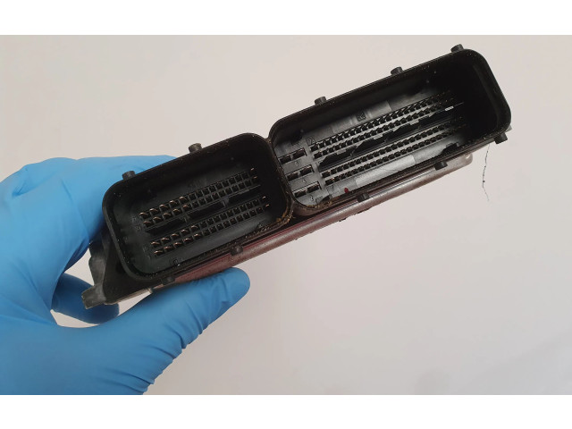 Řídící jednotka 03G906021AQ   Volkswagen Caddy 2007