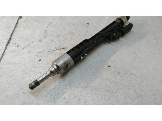 Vstřikovač 1308011706, 0261500136 BMW M5 pro benzínový motor 4.4