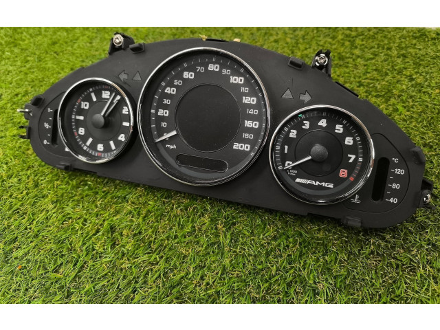 Přístrojová deska Mercedes-Benz CLS AMG C219 2007 A2195406911, 110080349