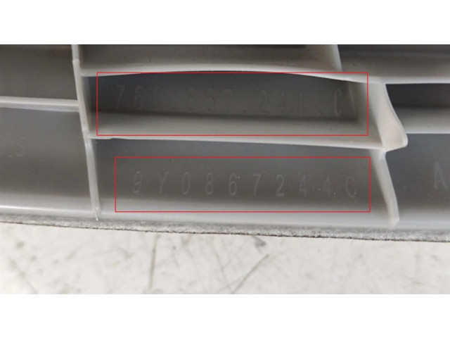 Другая деталь салона