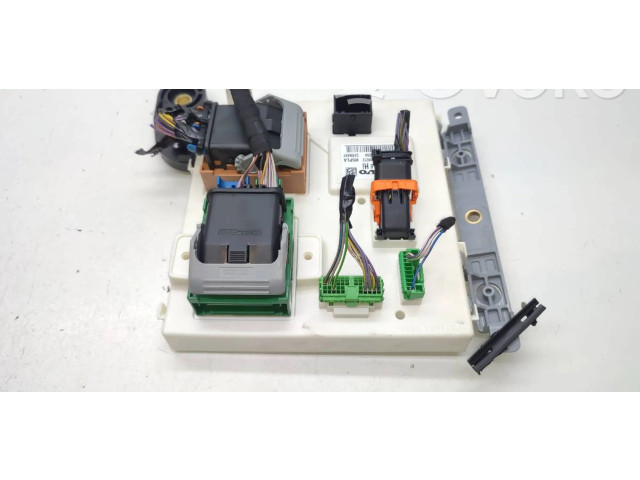 Блок комфорта 32233798   Volvo XC60   