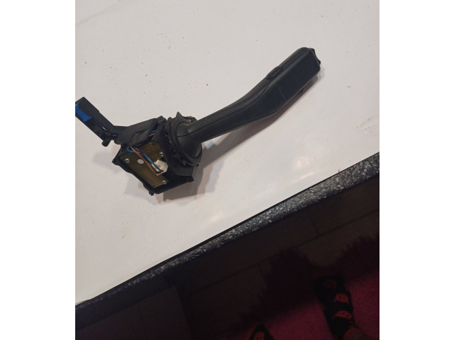 Ручка стеклоочистителей 1K0953519A, 01203506 Volkswagen Caddy