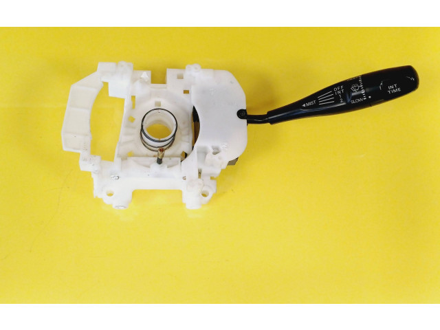 Ручка стеклоочистителей MB863523 Mitsubishi Colt