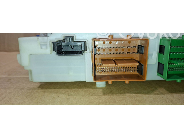 Блок предохранителей 7G9T14C256GA, 3659AF01125TP   Volvo S80    