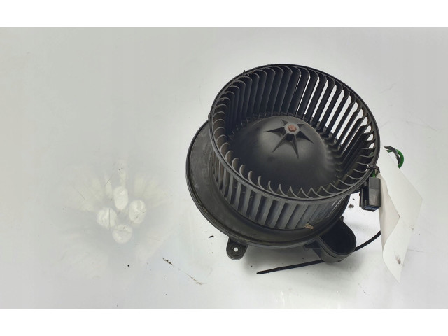 Вентилятор печки Jeep Grand Cherokee (WK) 2005 - 2010 года