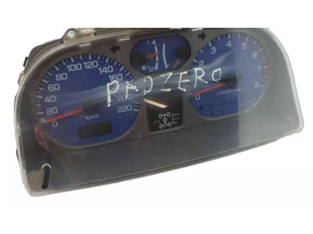 Панель приборов MR532360 Mitsubishi Pajero Pinin